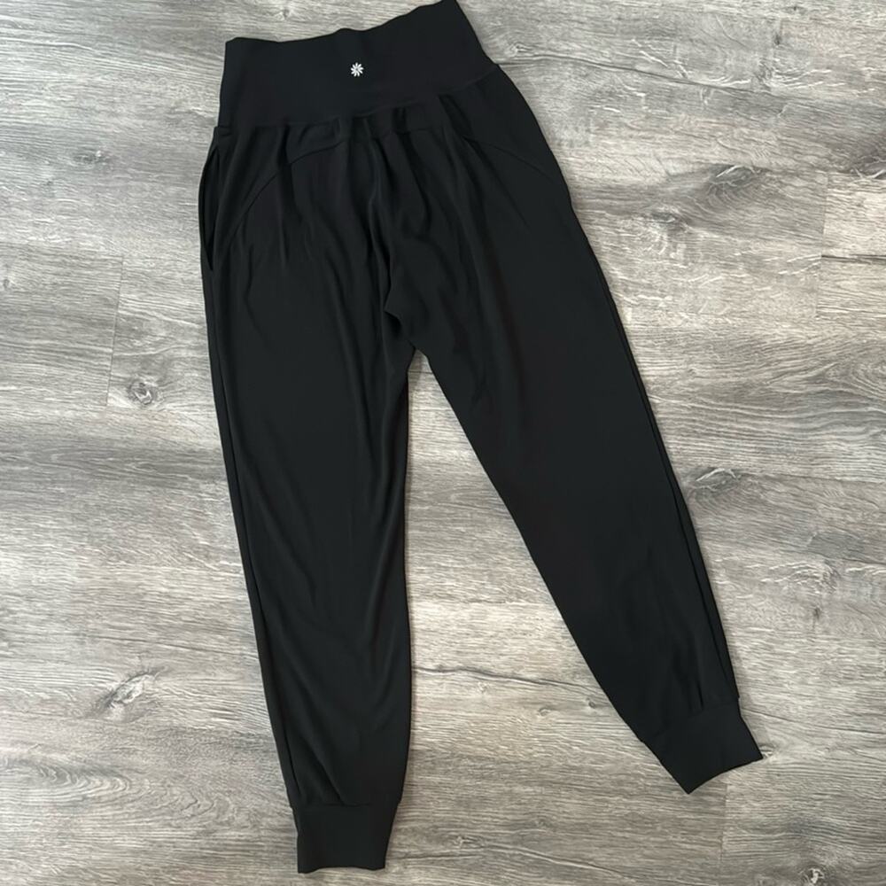 Athleta Salutation Black Lightweight Comfy Jogger in Powervita Size Medium - Picture 6 of 14
